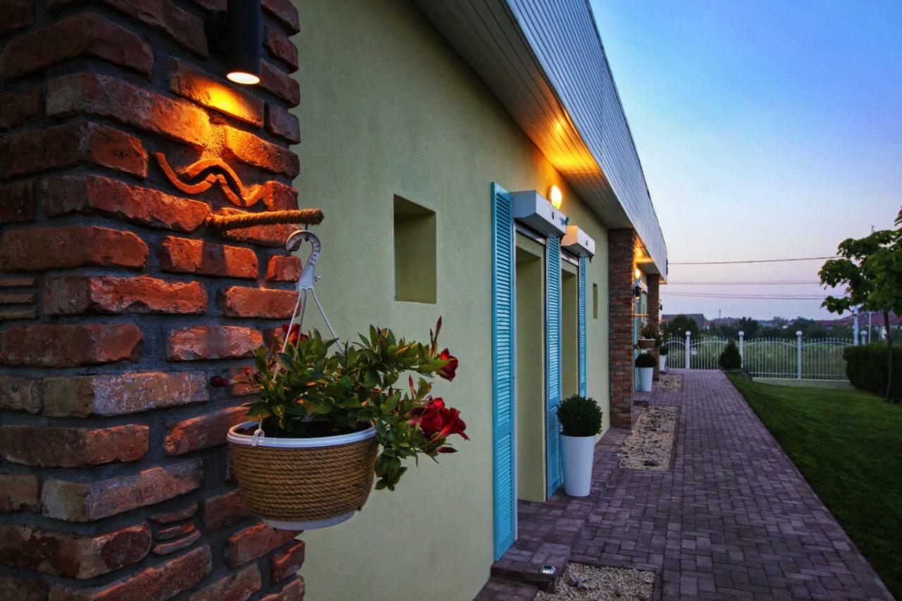 Hotel Casa Ana Vama Veche Exterior foto